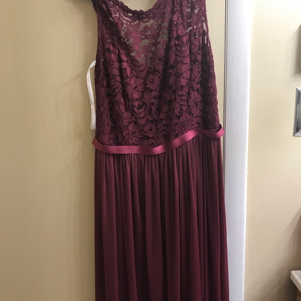 David’s Bridal Wine Lace Bridesmaid Dress